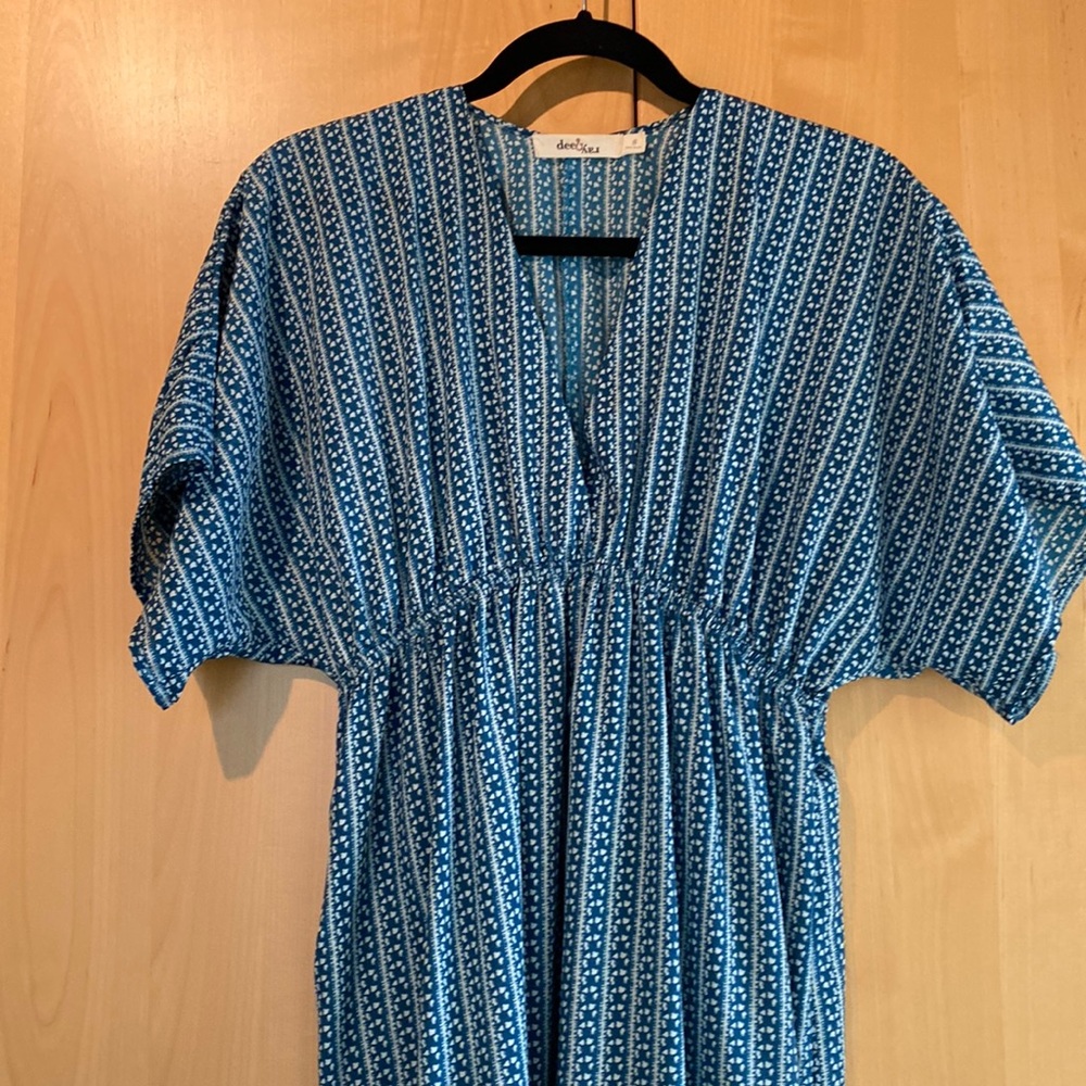 Dee & Ray Maxi Dress in Blue and White size S